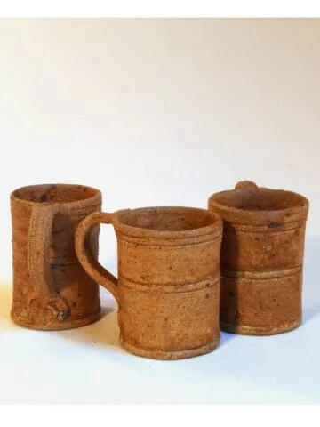Tasse droite fine marron