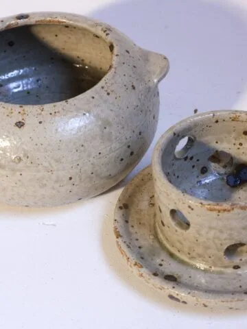 Beurrier à eau en grès 250g – Fabriqué en France – Conservation optimale sans frigo