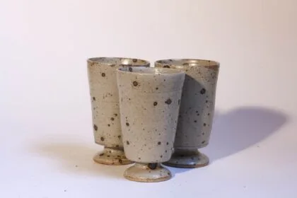 Mazagran en grès émaillé à la cendre de hêtre